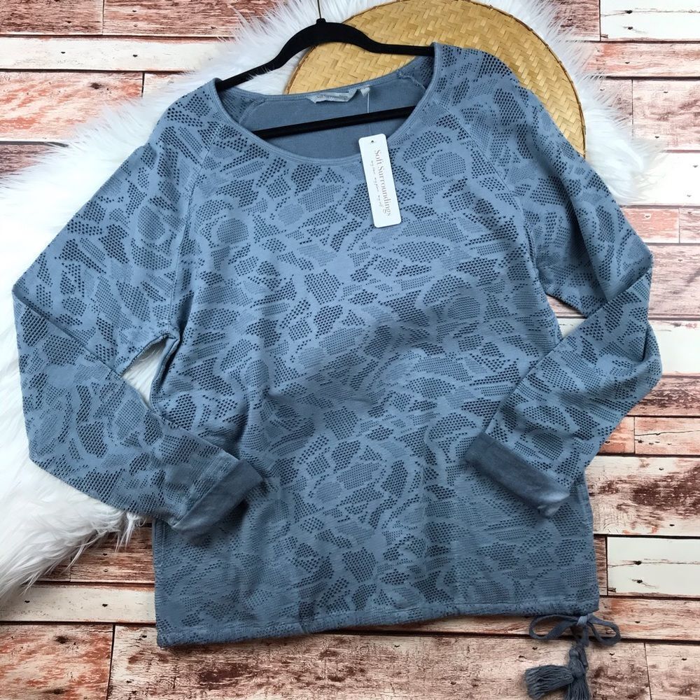 NWT soft surroundings laser cut pullover blue‎ boho